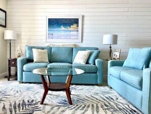 Flat-screen TV, DVD player - 602 Sunwept 2/2 Direct Gulf View and Savings! Book Now! (Orange Beach)