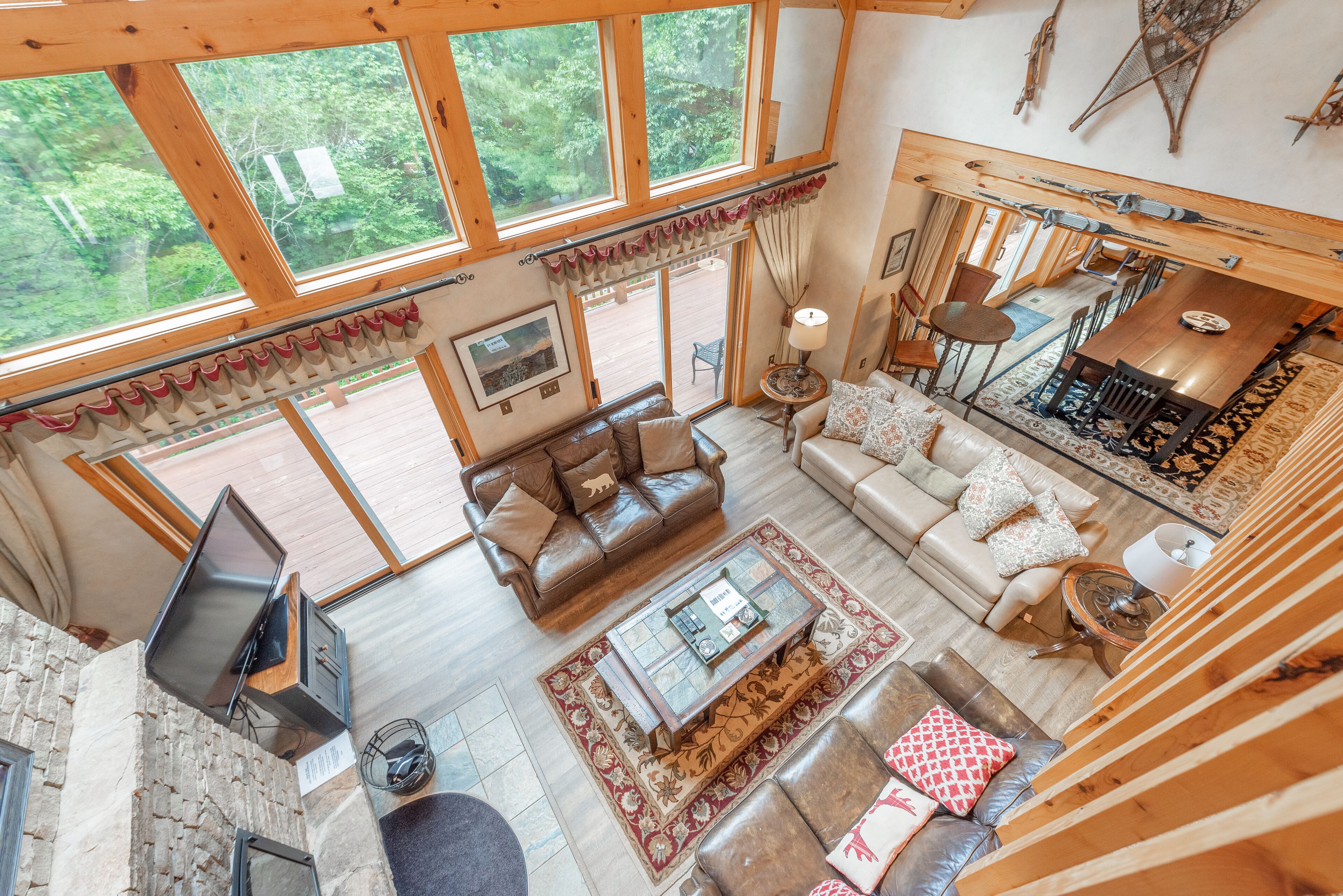 Smart TV, fireplace, DVD player, table football