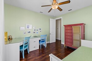 6 Schlafzimmer, Bügeleisen/Bügelbrett, kostenloses WLAN, Bettwäsche
