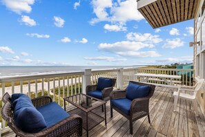 Property grounds - Southern Exposure: Large Beachfront Home- Sleeps 16, Priv. Pool, Pet Friendly! (Port St. Joe)