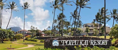 Poipu Kai Resort Monument