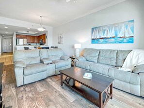 Unclassified image, 4 of 42, button