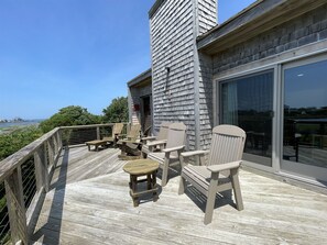 Terrace/patio - Will's Hideaway Quiet, Secluded and Pet Friendly! (Hatteras)