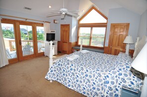 5 bedrooms, iron/ironing board, free WiFi, bed sheets