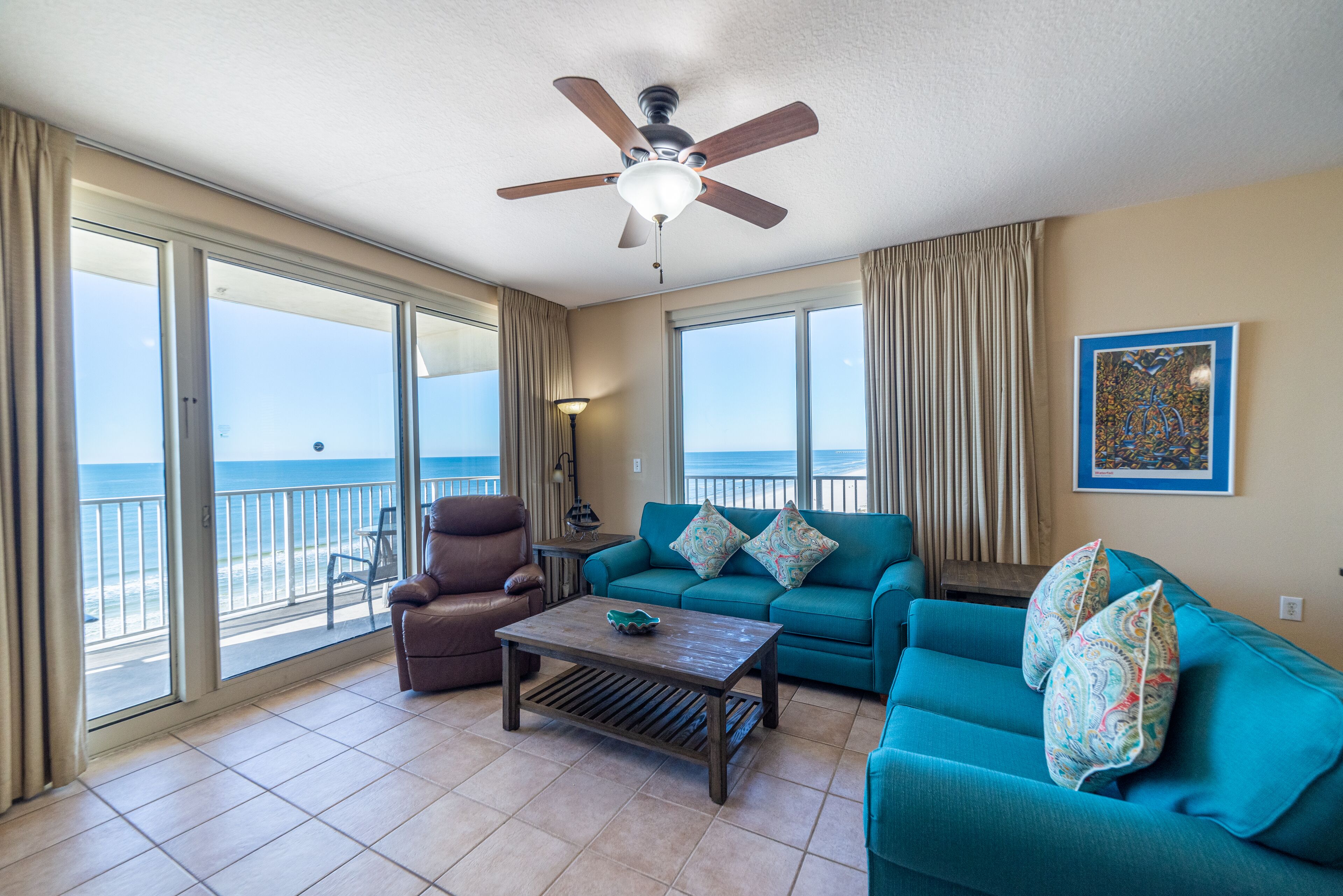 Televisio, kirjoja
