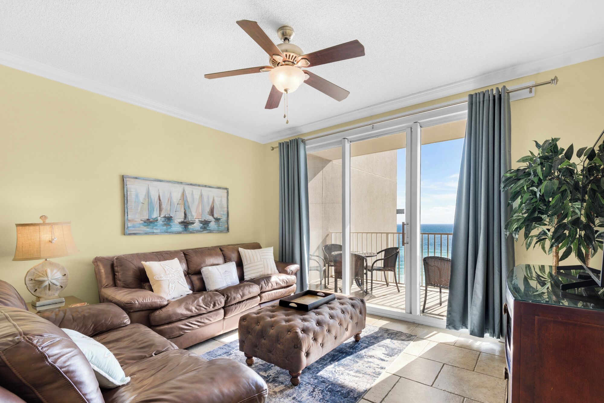 Smart-TV og DVD-spiller