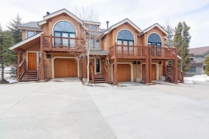 Exterior - Elk Ridge Trail Townhome: Spacious, Cool Location (Breckenridge)