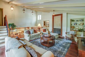 Smart TV, DVD player