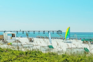 Gorgeous beach in front of Waterscape