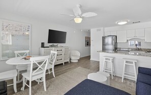 Smart TV - Gulf Front - Beach Chairs - Seagrove Beach! (Santa Rosa Beach)