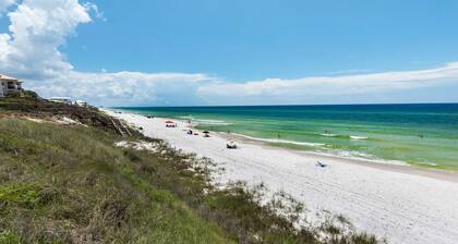 Private Pool & Beach Access + Free Tickets: Bikes, Dolphin Cruise & More!