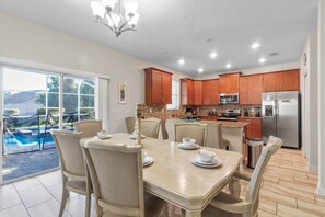 Dining - Champions Gate Luxury 6 Bedroom Resort Villa With Spa and Games Room on Golf Course community (Davenport)