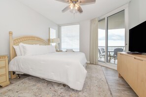 3 bedrooms, iron/ironing board, free WiFi, bed sheets - Refreshing coastal beachfront condo w/updated flooring! (Destin)