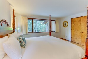 3 bedrooms, iron/ironing board, Internet, bed sheets