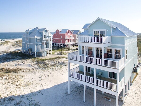 المنشأة من الخارج