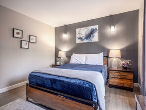 1 sovrum, strykjärn/strykbräda, gratis wi-fi och sängkläder