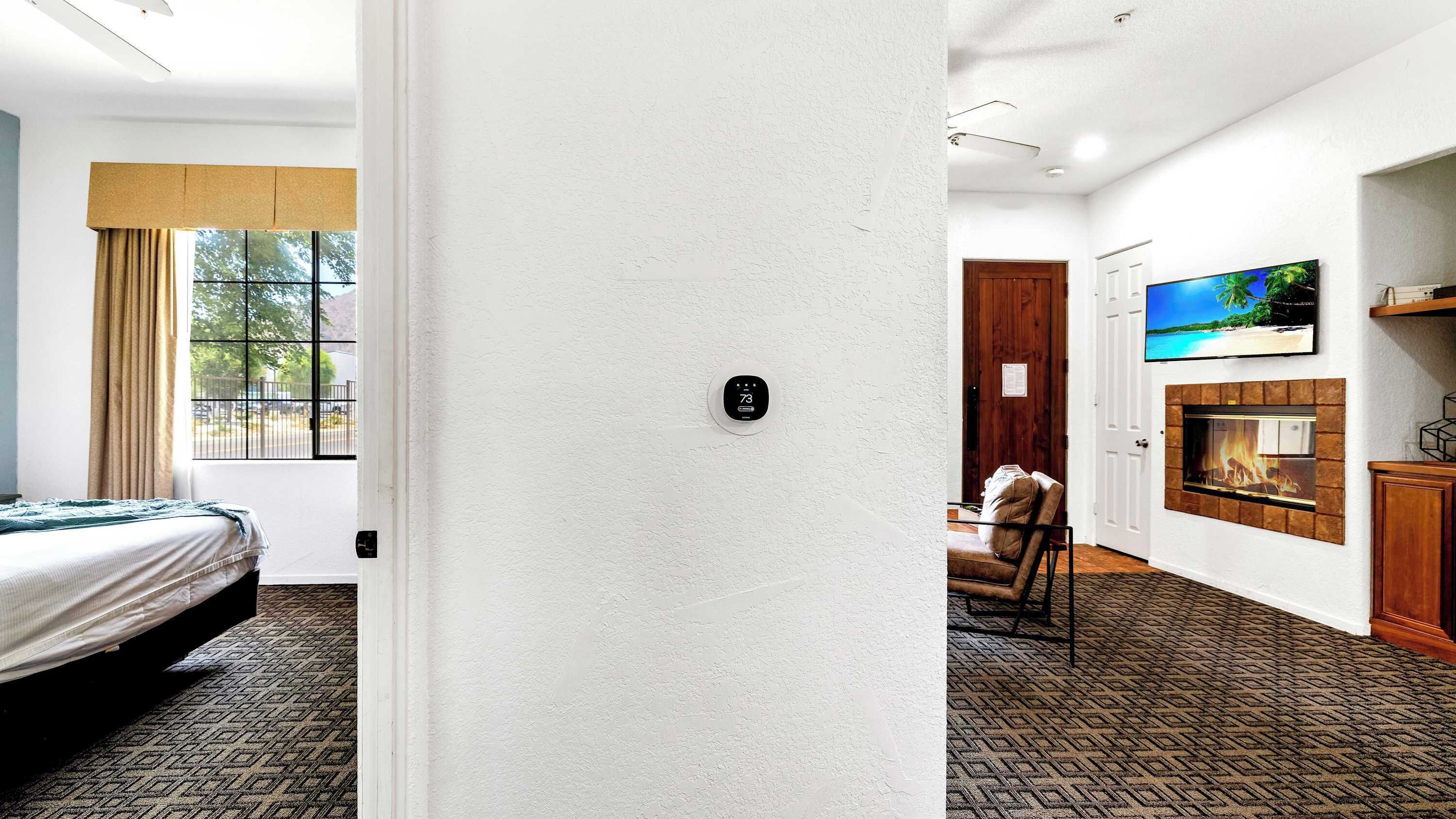 1 chambre, bureau, fer et planche à repasser, Wi-Fi gratuit