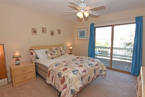 5 habitaciones, tabla de planchar con plancha, wifi y ropa de cama