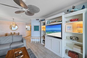 TV, DVD player