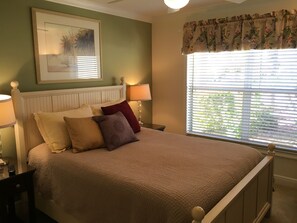 4 bedrooms, desk, iron/ironing board, free WiFi