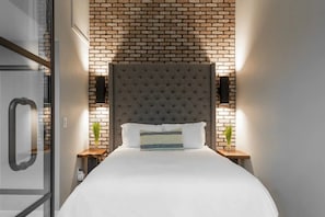 1 chambre, fer et planche à repasser, accès Internet, draps fournis