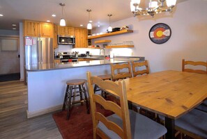 Coffee/tea maker, fridge, microwave, oven - Aspen Grove, Ski in/out, Hot Tub, Pet Friendly (Mt. Crested Butte)