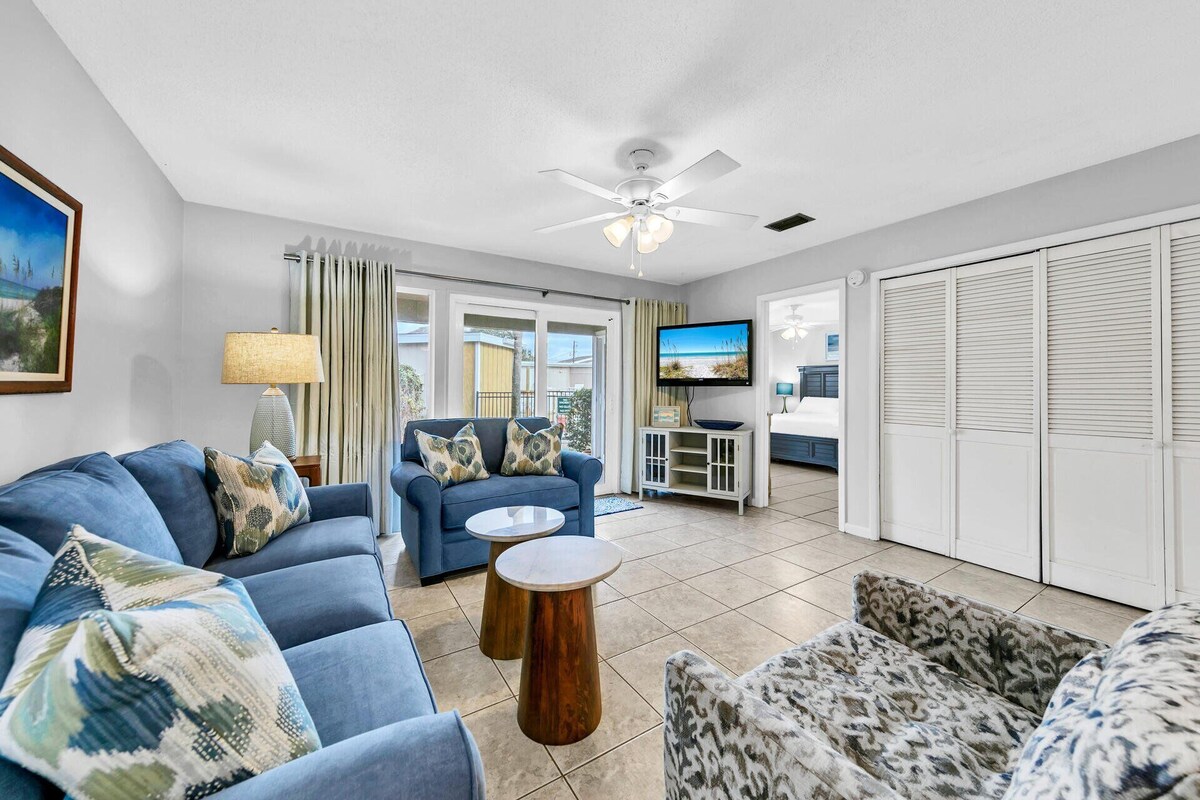 Photo 4 of Beach Service Included! Pet-friendly! Chateau La Mer 11B!