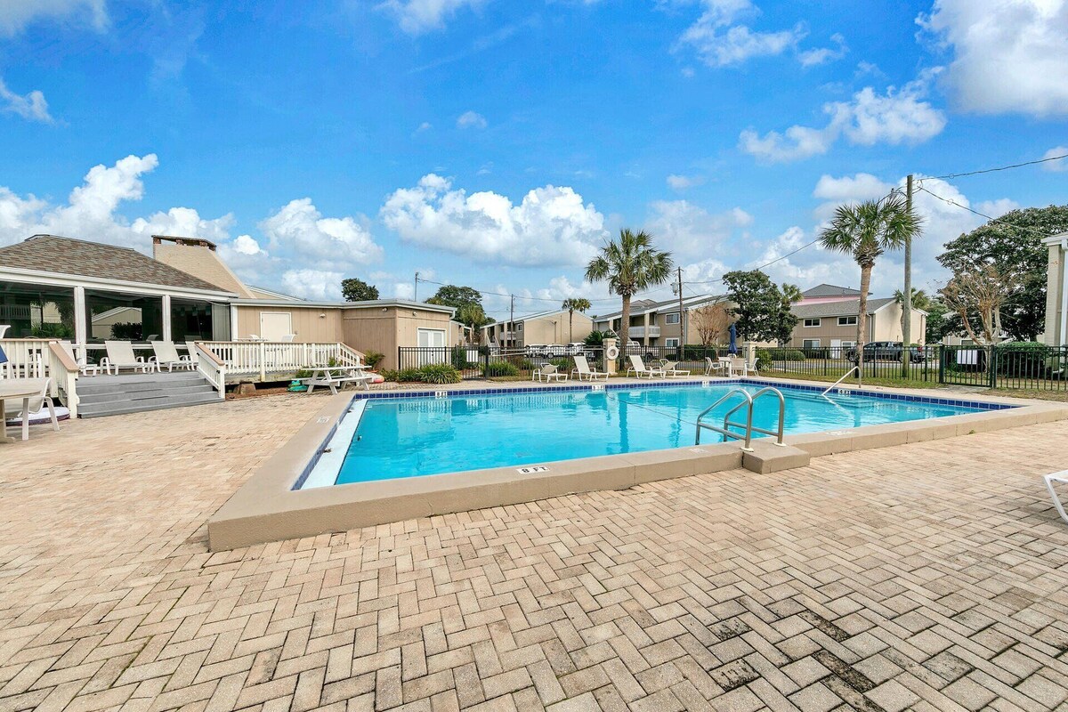 Photo 29 of Beach Service Included! Pet-friendly! Chateau La Mer 11B!