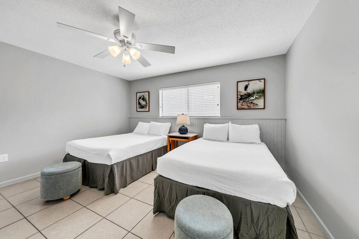 Photo 8 of Beach Service Included! Pet-friendly! Chateau La Mer 11B!