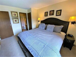 3 habitaciones, tabla de planchar con plancha y wifi gratis
