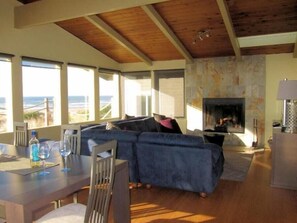 Smart TV, chimenea y tenis de mesa 