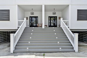 Exterior detail - Luxury Grayton Beach House ON THE SAND in 30a! Private Beach, Porch, Balcony. (Santa Rosa Beach)
