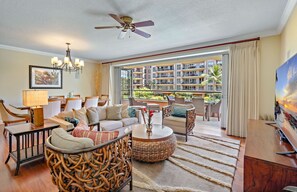 TV, DVD player, aparelho de som