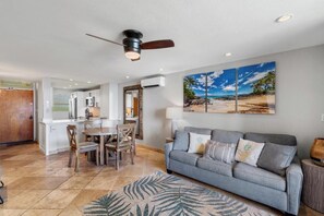 TV - Royal Mauian 114 - Oceanfront Ground Floor Retreat in a Walkable Paradise! (Kihei, Maui)
