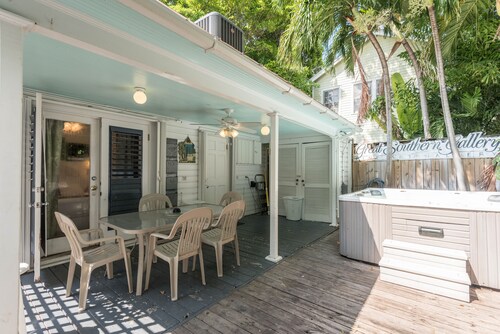 Dog-friendly Key West Cottage with Private Hot Tub & Unbeatable Location