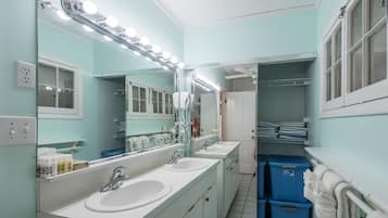 Free toiletries, hair dryer, towels