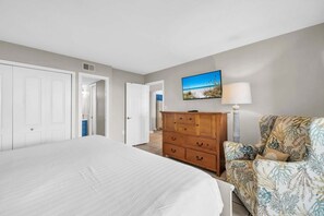 1 bedroom, iron/ironing board, internet, bed sheets