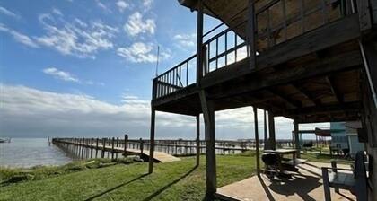 NEW 500' LIGHTED FISHING PIER! JJ's Landing, Large Studio Apartment.
