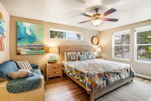 4 bedrooms, iron/ironing board, free Internet, bed sheets