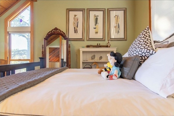 4 habitaciones, escritorio, tabla de planchar con plancha y wifi gratis