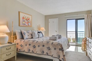 2 slaapkamers, een strijkplank/strijkijzer, gratis wifi, beddengoed