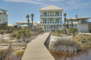 Exterior - Seaspray 7bed7.5B, Grayton, pool,Gulf /Lake/DOCK/Red Bar! Close to Beach! (Santa Rosa Beach)