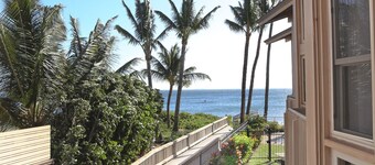 OCEANFRONT RESORT - WE ARE ON THE WATER! - Kihei Sands Beachfront Condos - B4