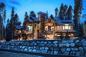 Exterior - Hawks Hideaway: A Professionally Designed Luxury Home! (Breckenridge)