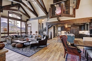 TV, fireplace - Hawks Hideaway: A Professionally Designed Luxury Home! (Breckenridge)