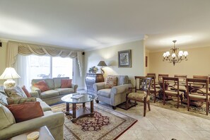 Smart TV, DVD player