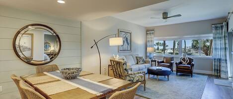 433 Captains Walk - Dining Area