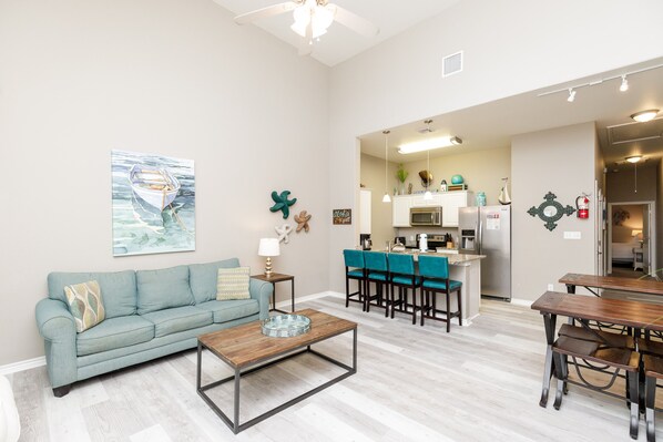 Smart TV, DVD player