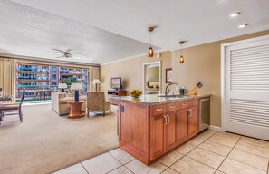 Interior - Maui Resort Rentals: Honua Kai Konea 345 - Large 2BR w/ Great Interior Courtyard Location (Lahaina)