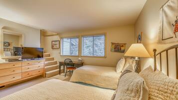 2 slaapkamers, een strijkplank/strijkijzer, gratis internet, beddengoed